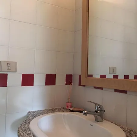 Domu'e Mari Apartment