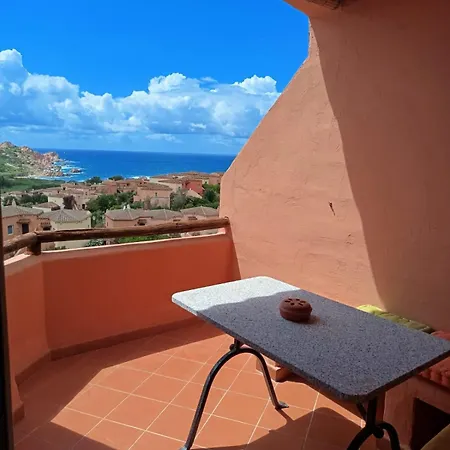 Domu'e Mari Apartment