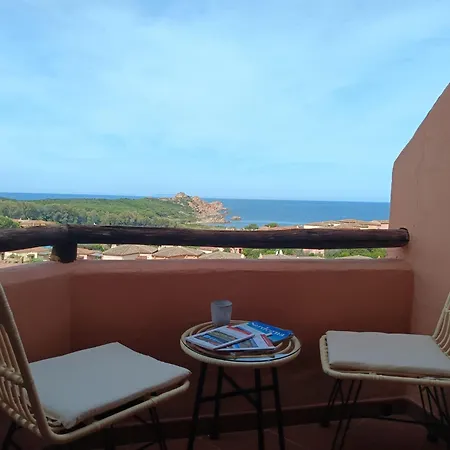 Apartment Domu'e Mari Isola Rossa (Sassari)