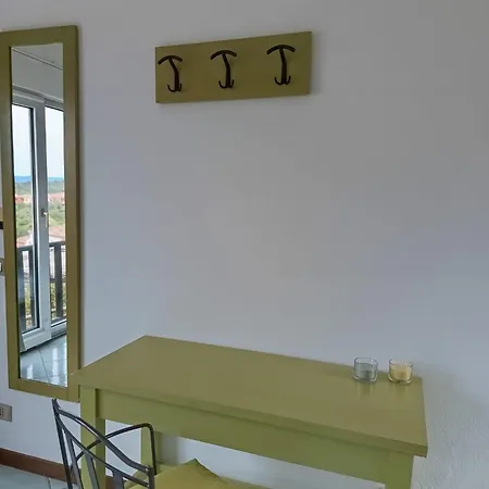 Apartment Domu'e Mari *