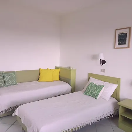 Domu'e Mari Apartment